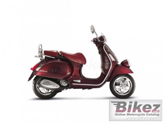 2011 Vespa GTV 300 photo